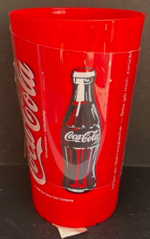 58282-1 coca cola plastic drinkbeker.jpeg